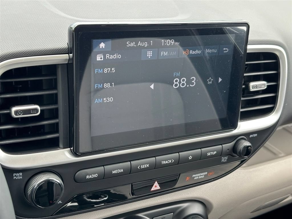 New 2026 Hyundai Venue SEL FWD image 23