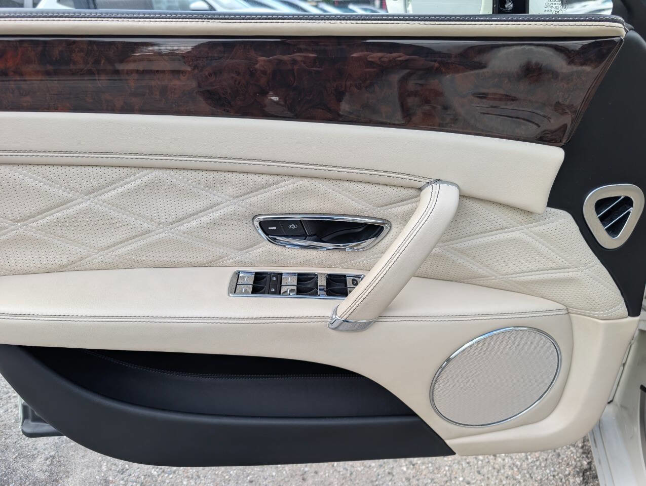 Used 2016 Bentley Flying Spur W12 AWD/4WD image 9