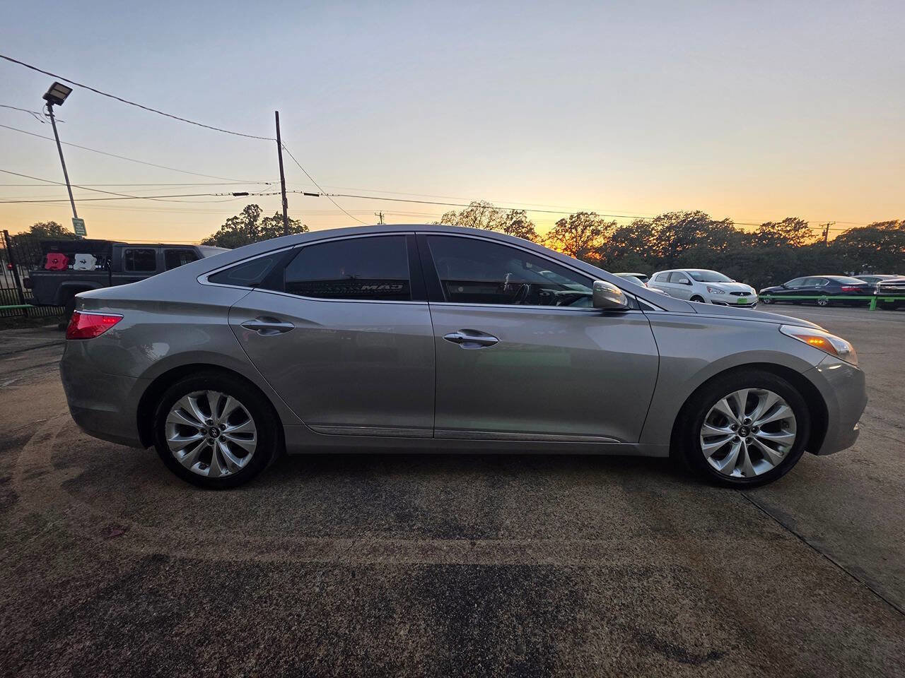 Used 2012 Hyundai Azera image 11