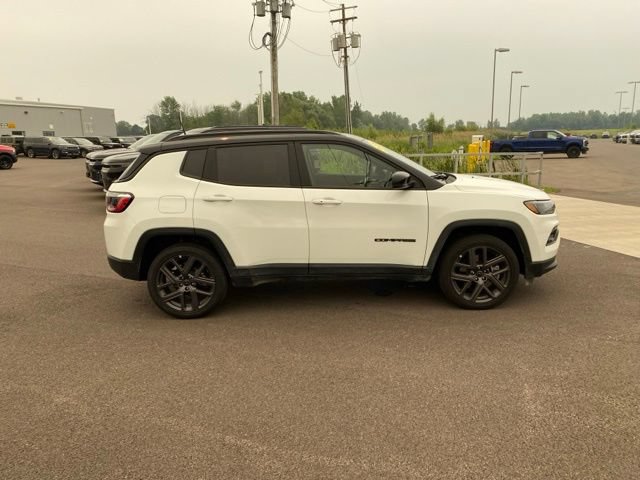 Used 2026 Jeep Compass Limited AWD/4WD image 6