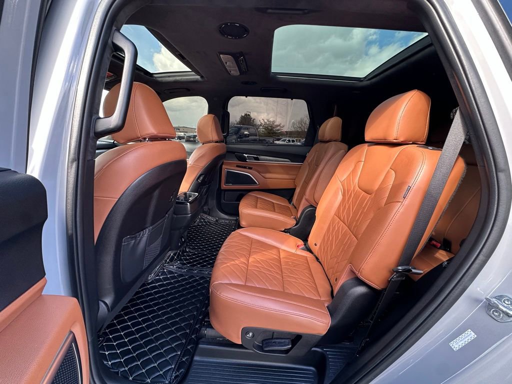 Used 2024 Kia Telluride SX Prestige X-Line image 6