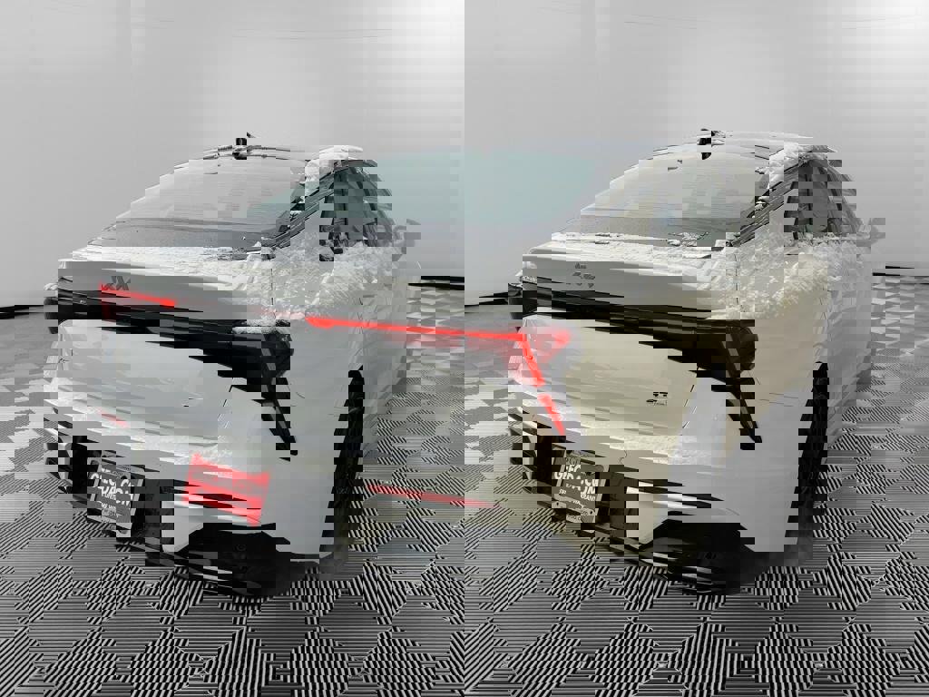 New 2026 Kia K5 GT-Line w/ GT-Line Premium Package image 4