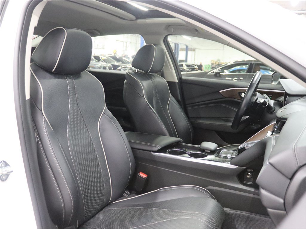 Used 2021 Acura TLX w/ Advance Package AWD/4WD image 24