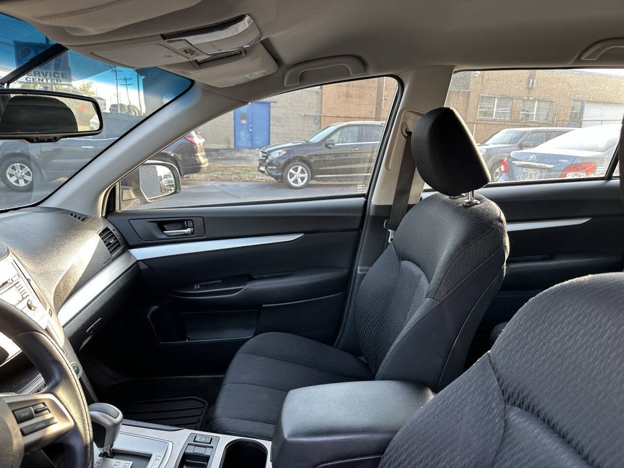 Used 2012 Subaru Outback 2.5i AWD/4WD image 15
