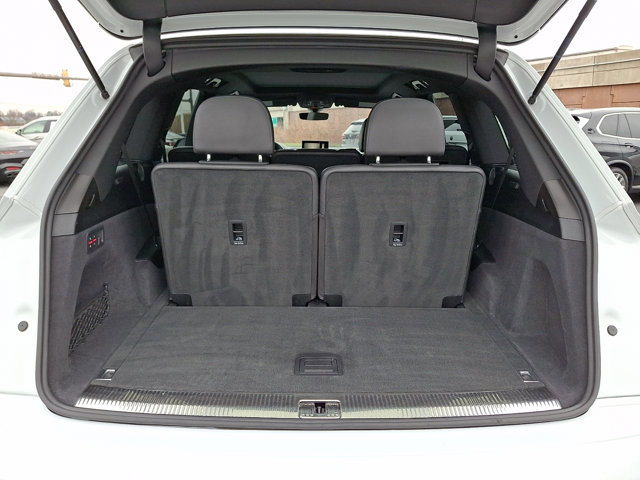 Used 2018 Audi Q7 3.0T Premium Plus w/ Premium Plus Package image 31