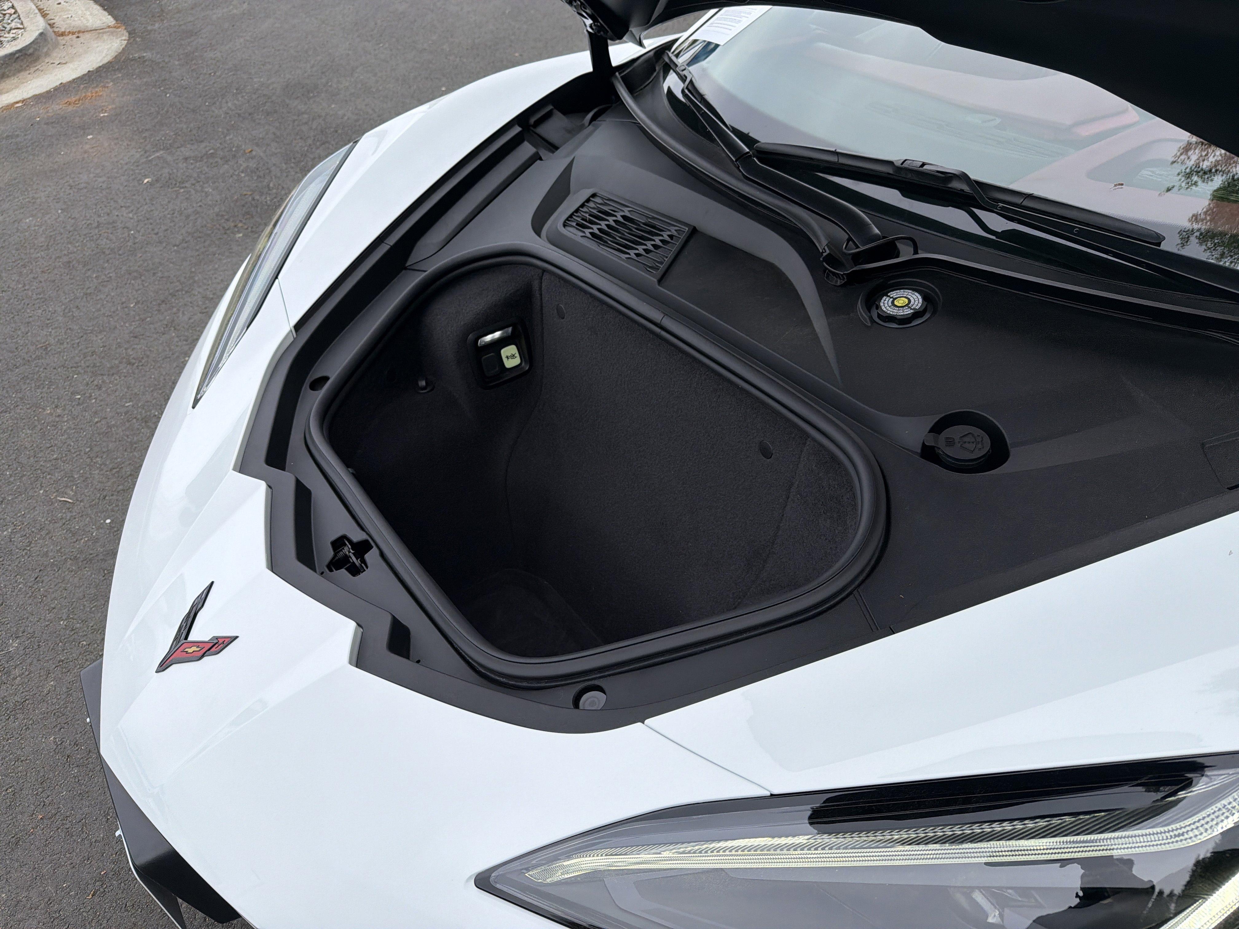 Used 2021 Chevrolet Corvette Stingray Premium Conv w/ Battery Protection Package image 31