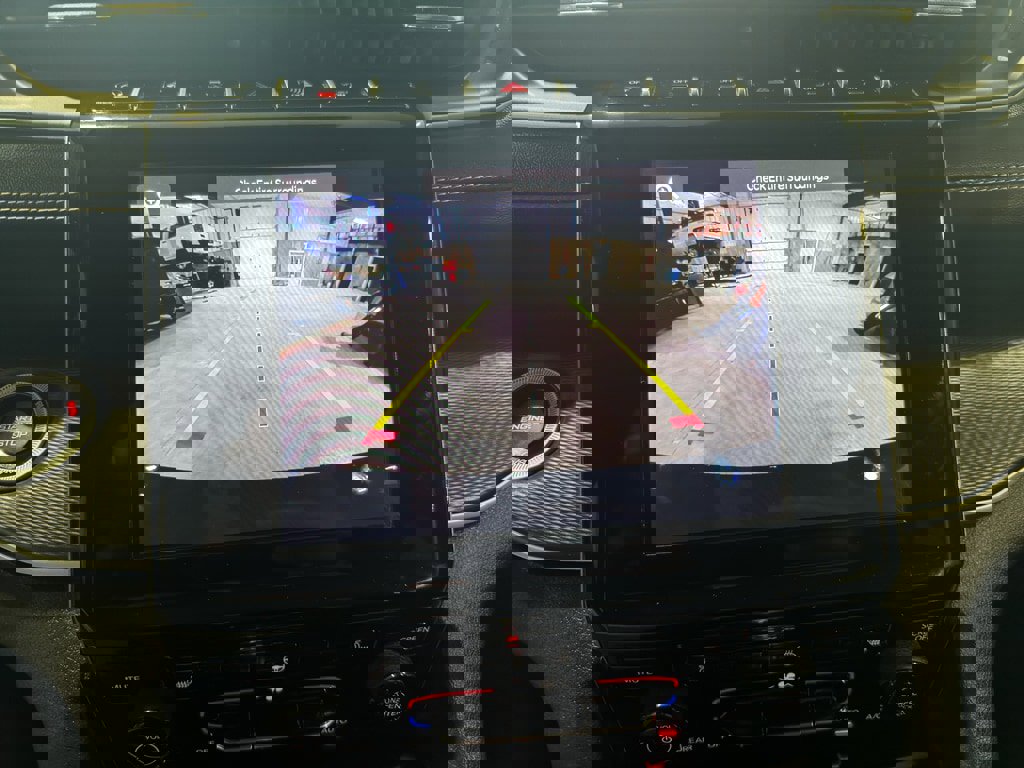 Used 2023 Jeep Grand Cherokee L Laredo AWD/4WD image 19