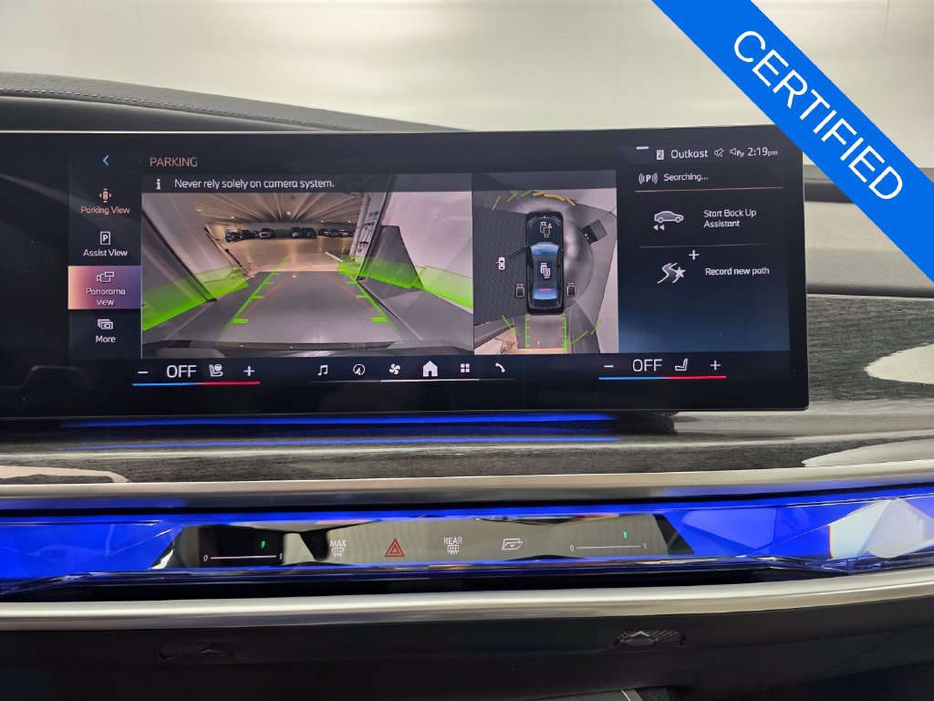 Certified 2023 BMW 740i RWD image 24