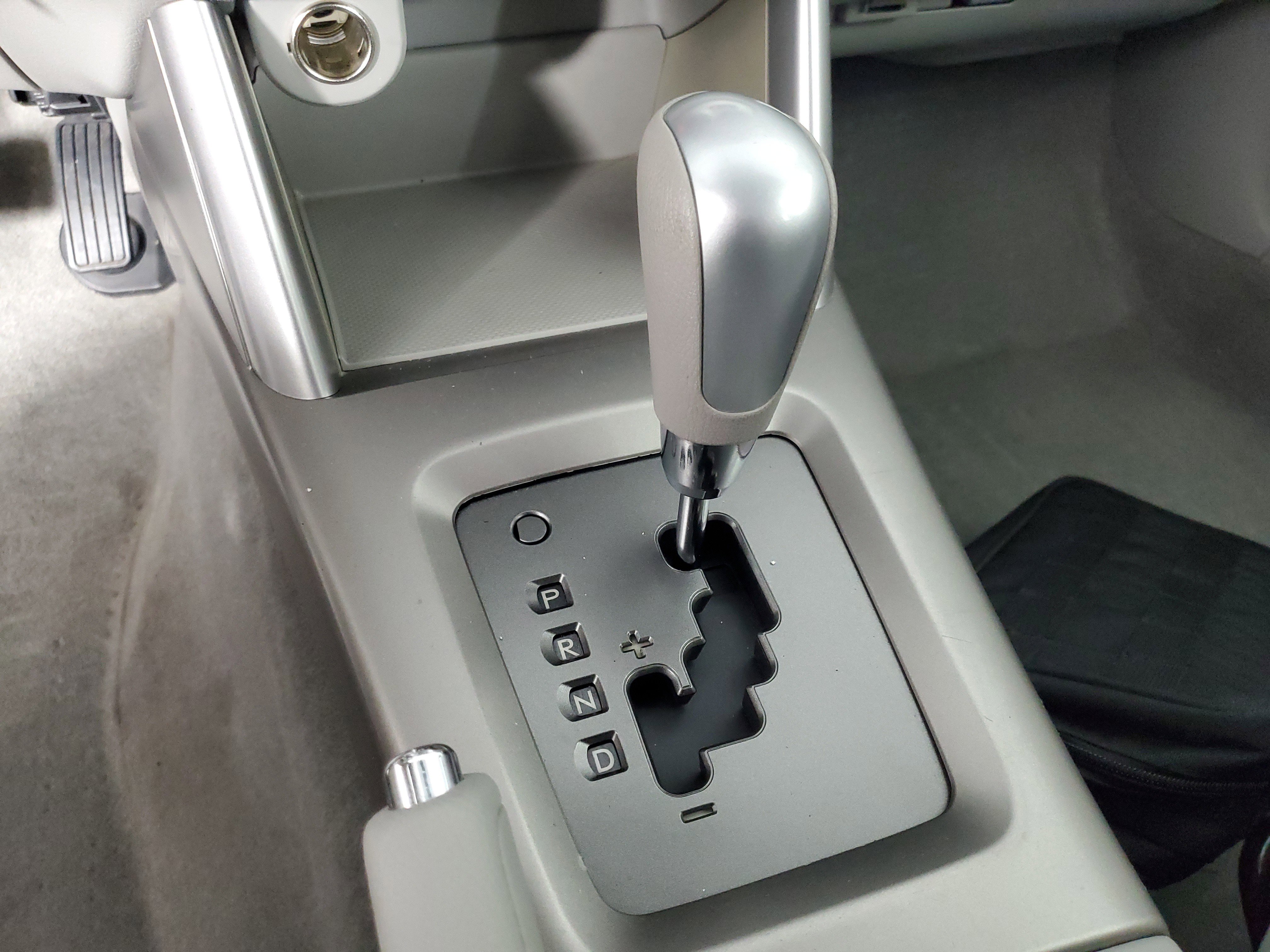 Used 2010 Subaru Forester 2.5X image 17