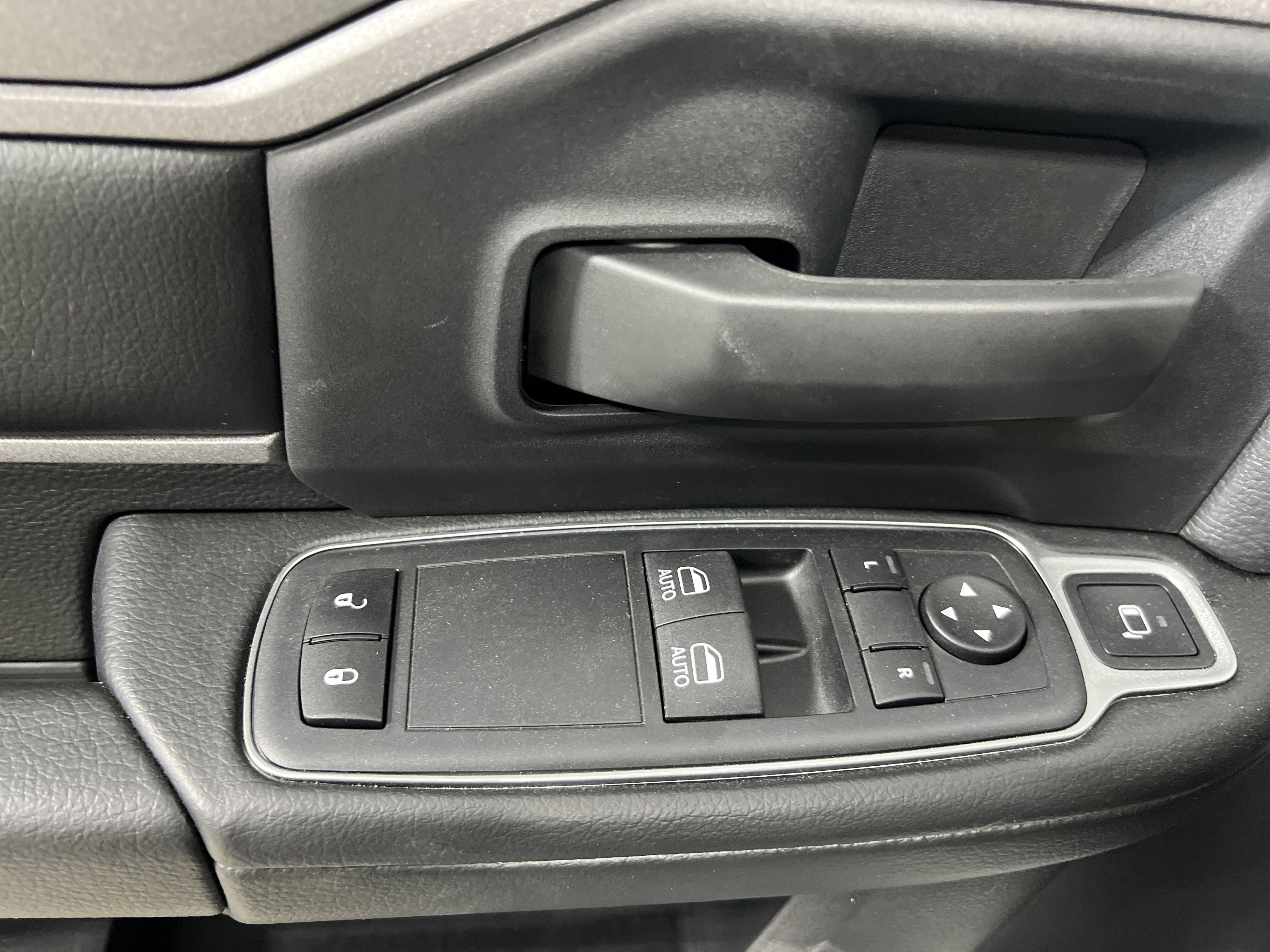 Used 2024 RAM 5500 Tradesman AWD/4WD image 21