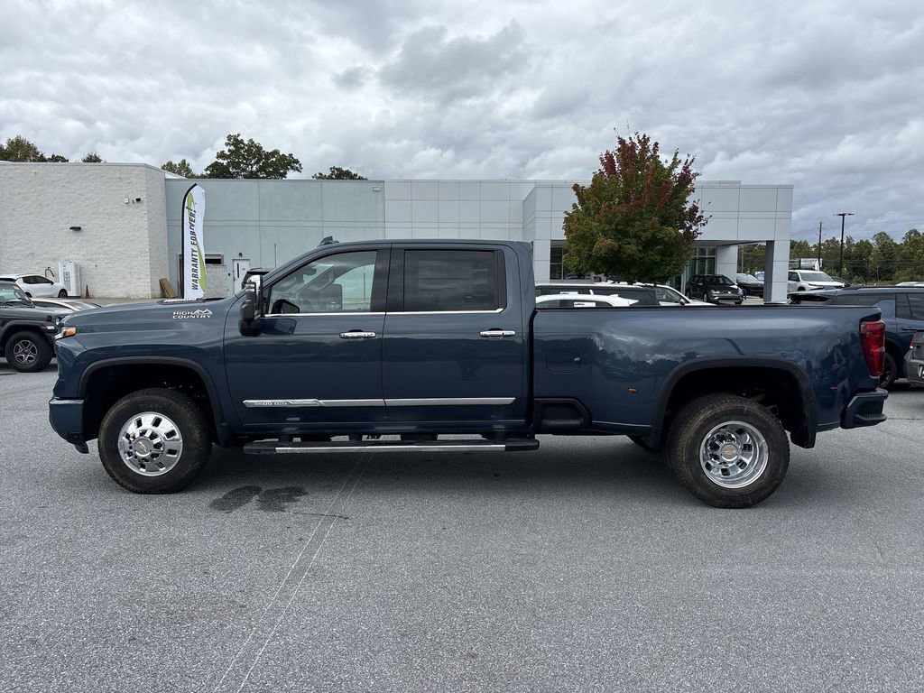 New 2026 Chevrolet Silverado 3500 High Country w/ Technology Package image 5