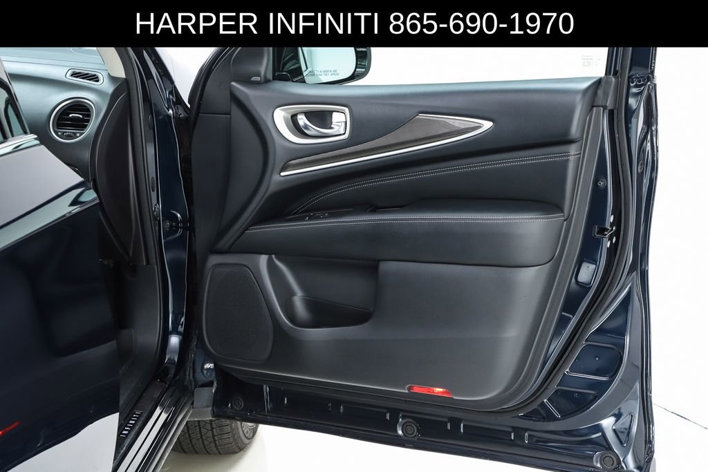 Used 2017 INFINITI QX60 Luxe w/ Premium Plus Package AWD/4WD image 32