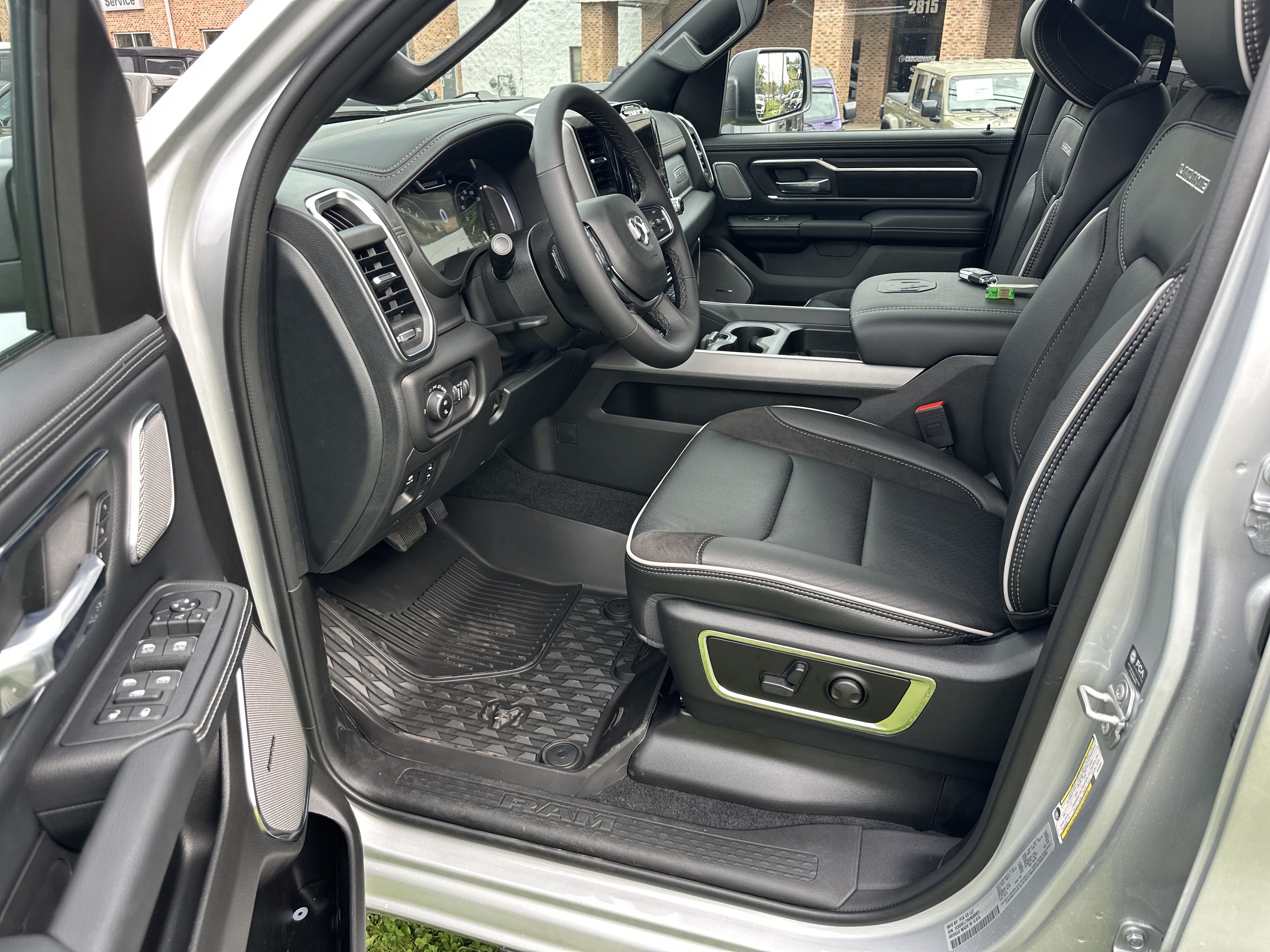 New 2027 RAM 1500 Laramie AWD/4WD image 30
