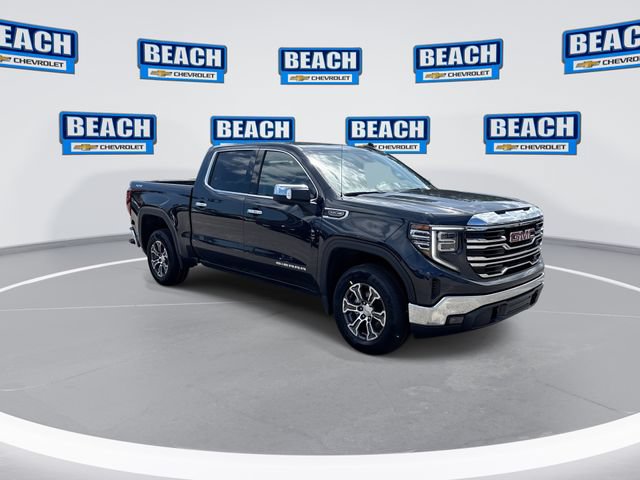 Used 2025 GMC Sierra 1500 SLT AWD/4WD image 2