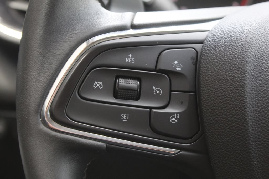 Used 2023 Buick Envision Essence FWD image 35