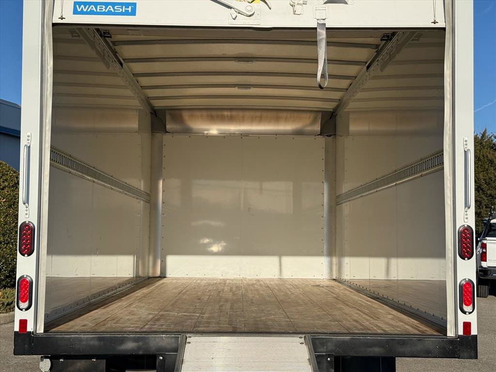 Used 2024 Chevrolet Low Cab Forward RWD image 13