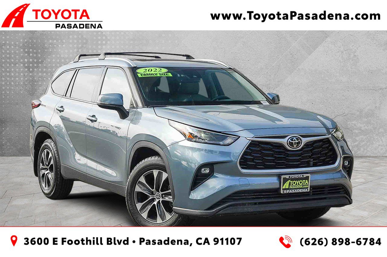 Used 2022 Toyota Highlander XLE