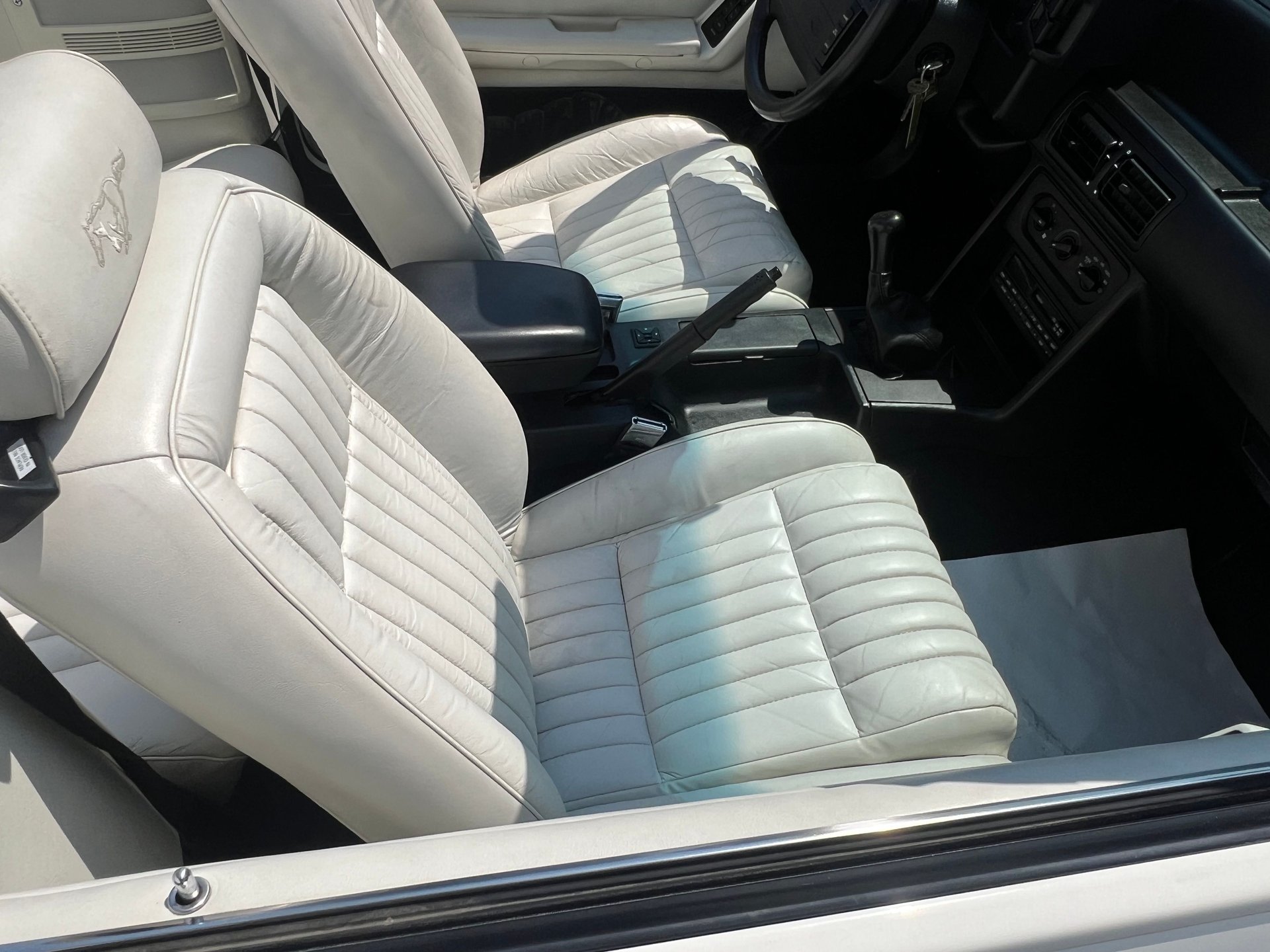 Used 1993 Ford Mustang LX RWD image 29