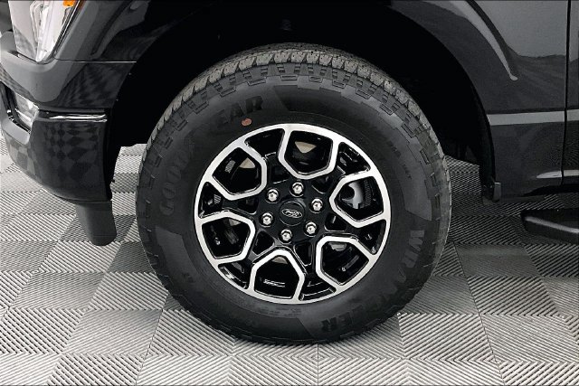 Used 2023 Ford F150 XLT w/ Equipment Group 302A High AWD/4WD image 10