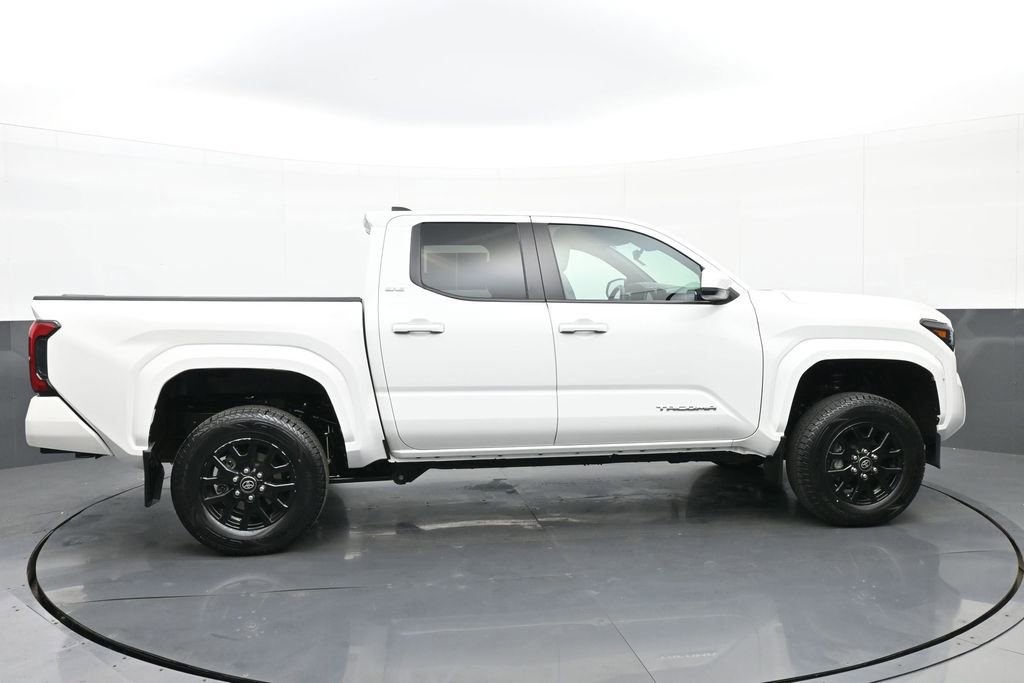 Used 2024 Toyota Tacoma SR5 image 2