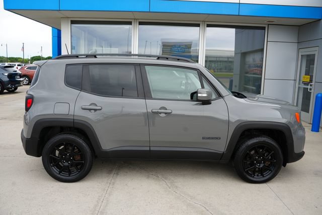 Used 2019 Jeep Renegade Altitude w/ Quick Order Package 2XM AWD/4WD image 31