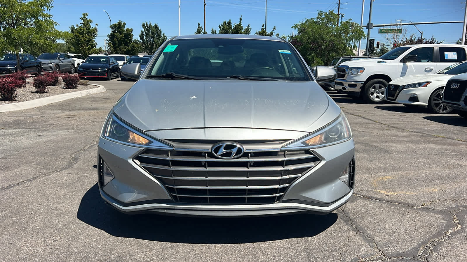 Used 2020 Hyundai Elantra Value Edition w/ Cargo Package (C1) FWD image 2