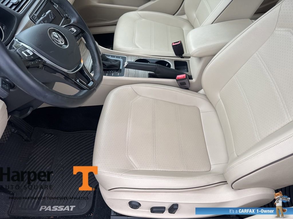 Used 2017 Volkswagen Passat 1.8T SE image 13