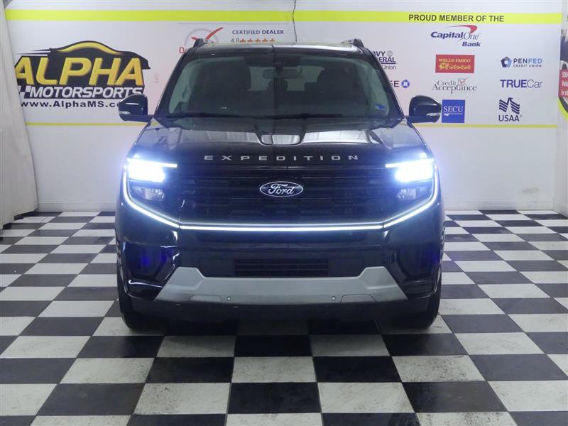 Used 2026 Ford Expedition Max Platinum AWD/4WD image 2