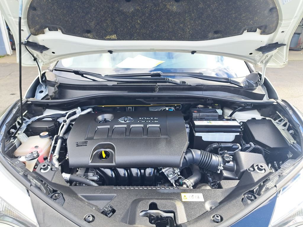 Used 2020 Toyota C-HR LE image 27