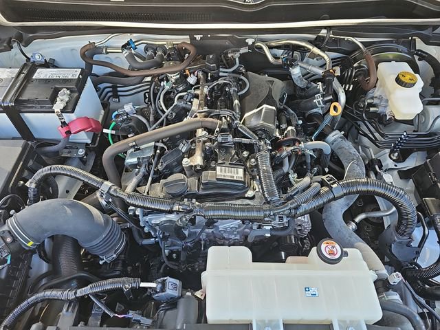 Used 2024 Toyota Tacoma SR5 RWD image 32