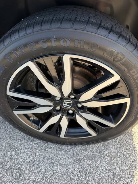 Used 2019 Honda Pilot Elite image 7