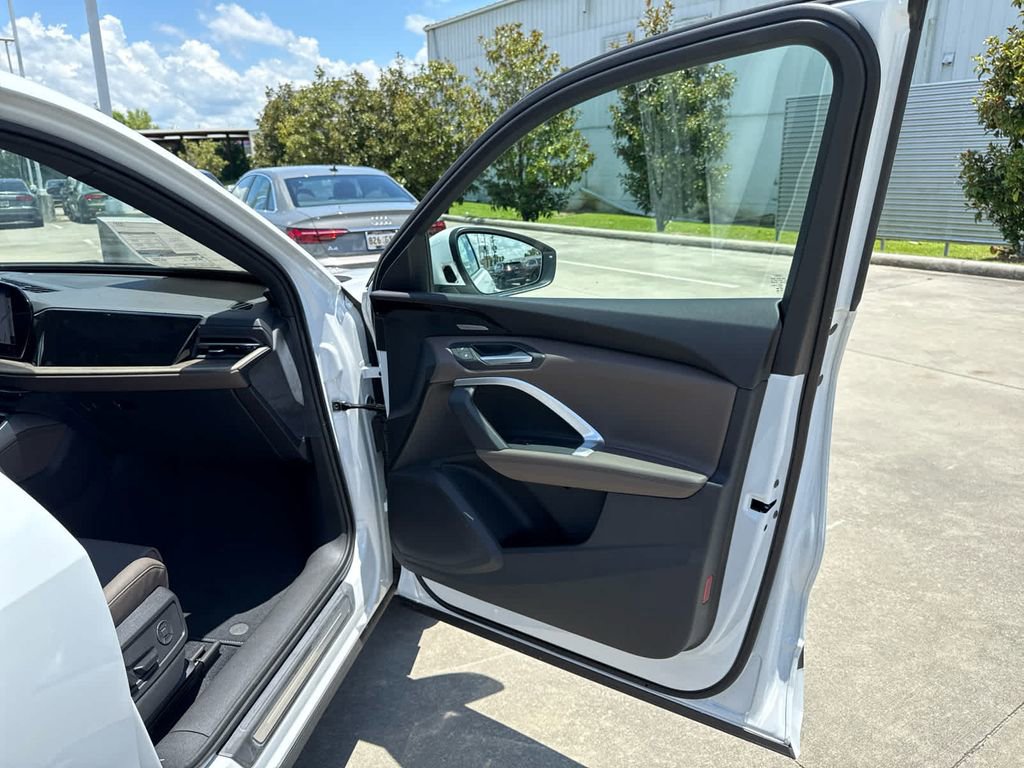 New 2025 Audi Q5 Premium Plus image 13