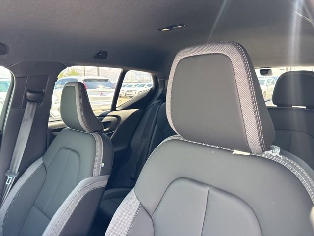 New 2025 Volvo EX40 Core w/ Climate Package AWD/4WD image 18