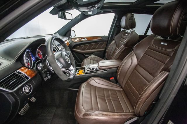 Used 2016 Mercedes-Benz GLE 63 AMG 4MATIC w/ Night Package image 18