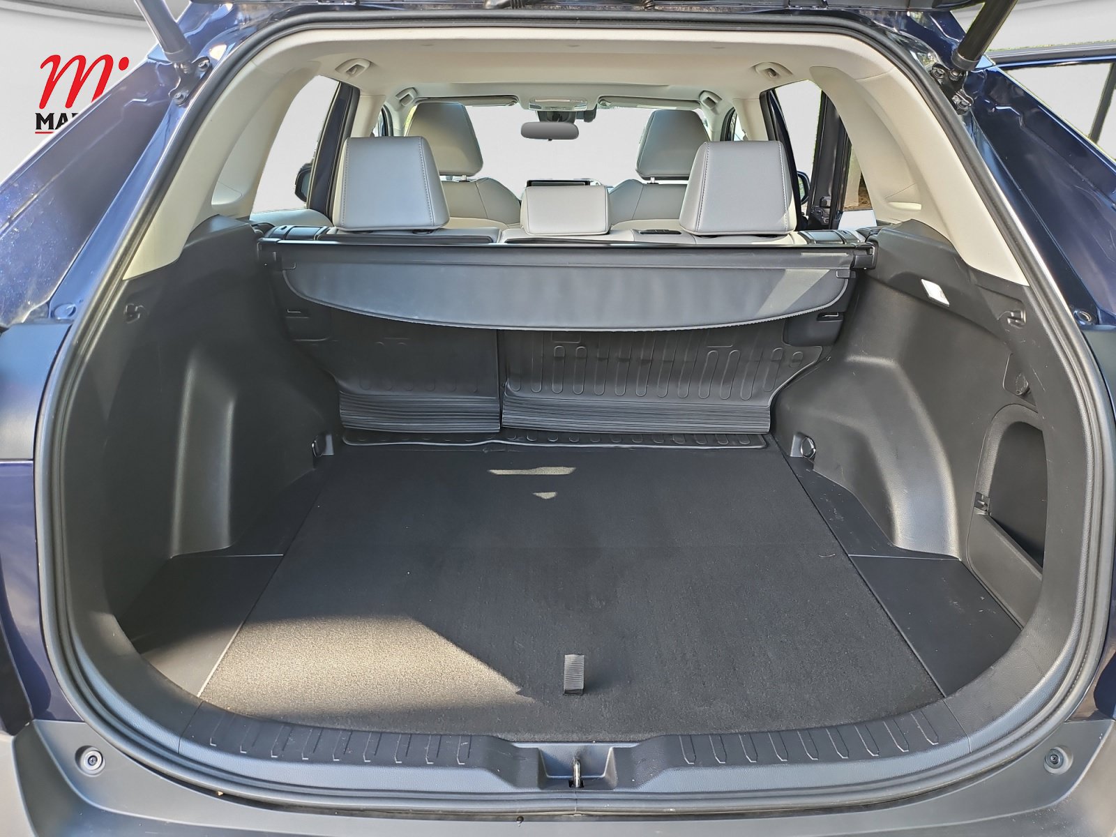 Used 2021 Toyota RAV4 XLE Premium AWD/4WD image 19