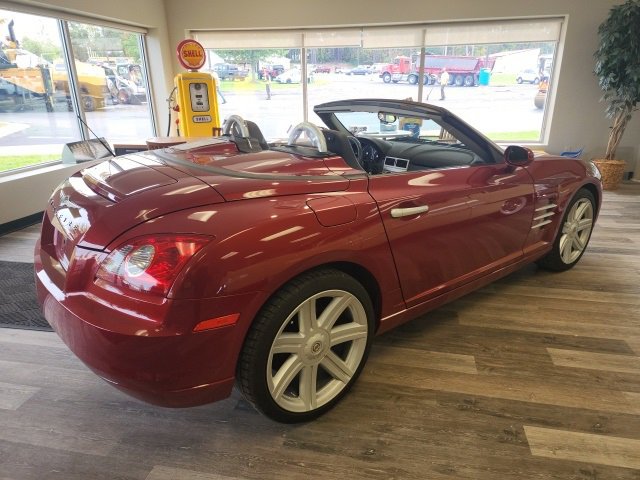 Used 2005 Chrysler Crossfire Limited image 5