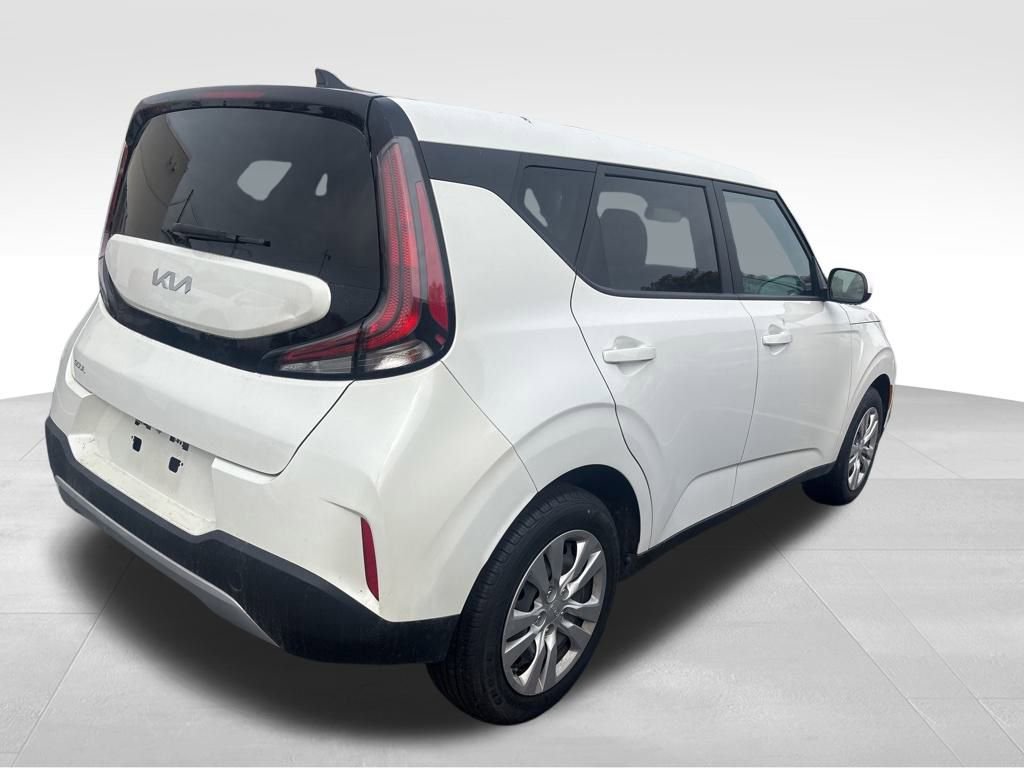 Certified 2023 Kia Soul LX image 13
