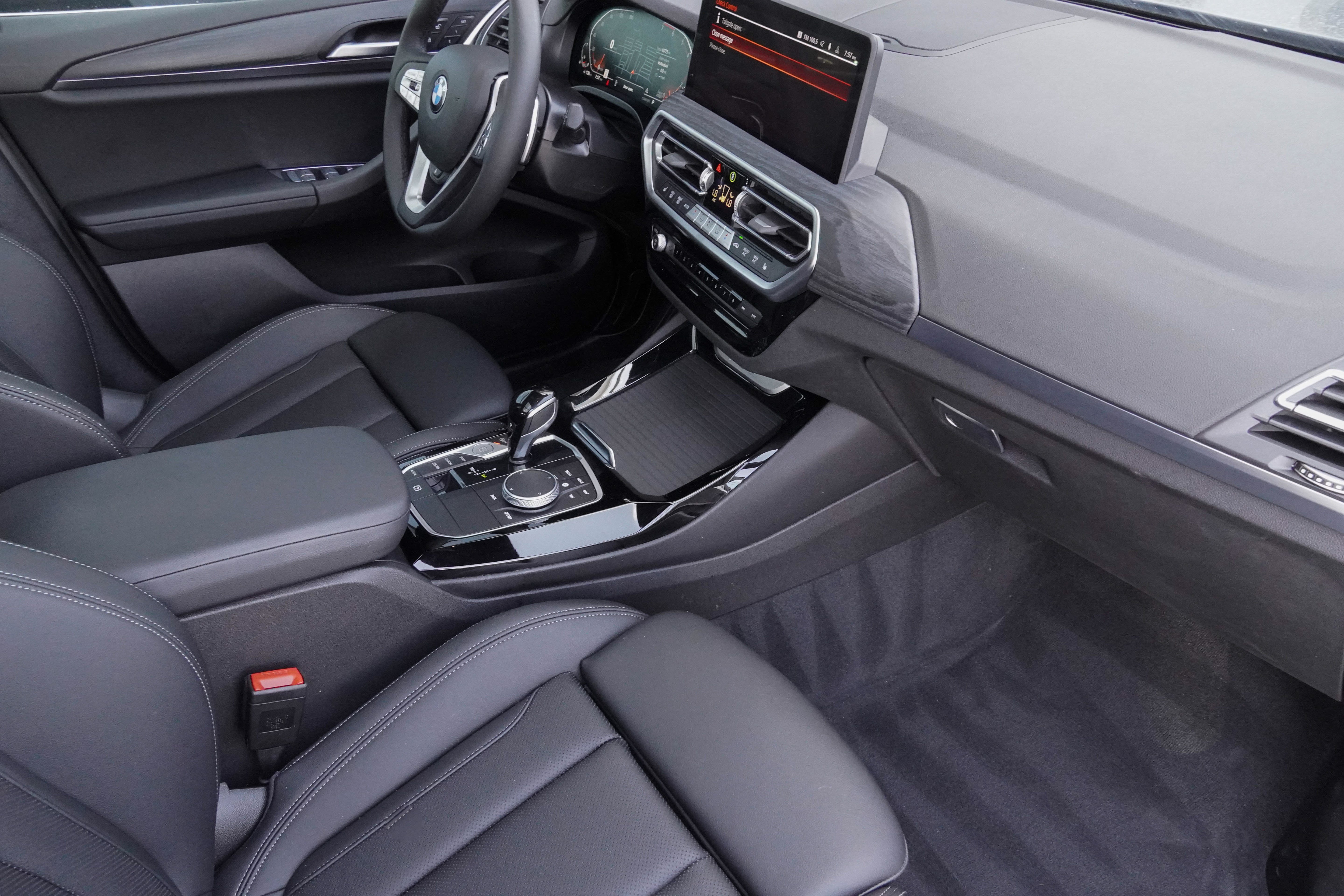 Certified 2023 BMW X3 sDrive30i w/ Premium Package RWD image 10