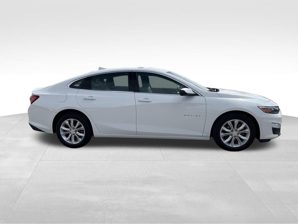 Used 2020 Chevrolet Malibu LT w/ Fleet LT Safety Plus Package image 4