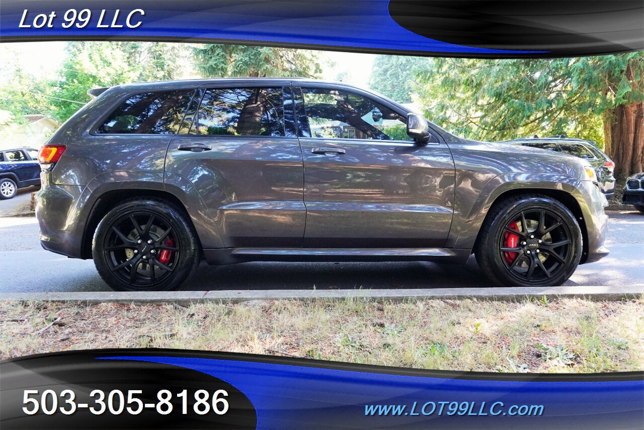 Used 2015 Jeep Grand Cherokee SRT w/ Luxury Group II AWD/4WD image 8