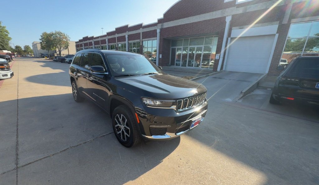 Used 2025 Jeep Grand Cherokee L Limited