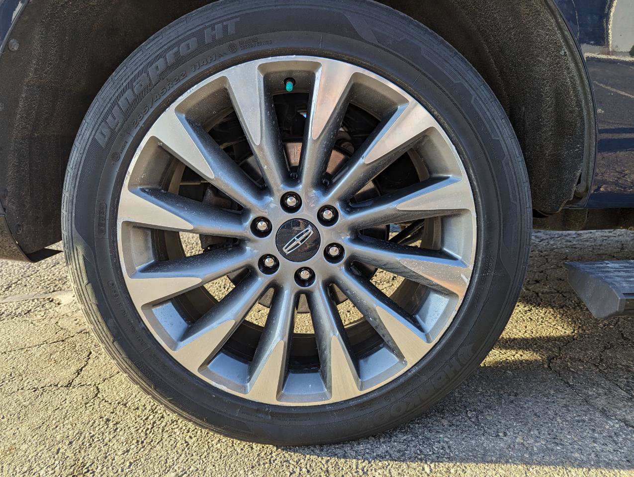 Used 2020 Lincoln Navigator L Reserve w/ Equipment Group 201A Reserve image 59