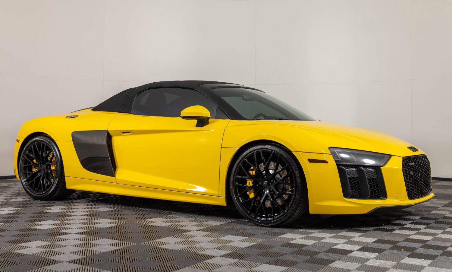 Used 2017 Audi R8 V10 AWD/4WD image 11
