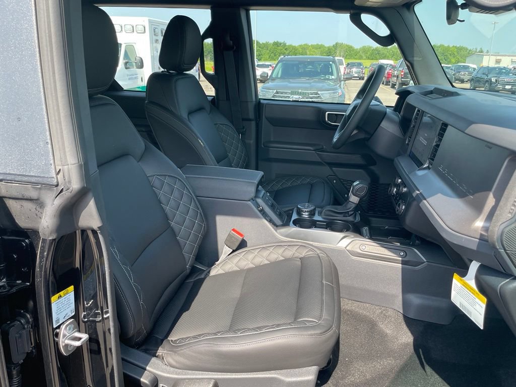 New 2026 Ford Bronco 4-Door AWD/4WD image 13