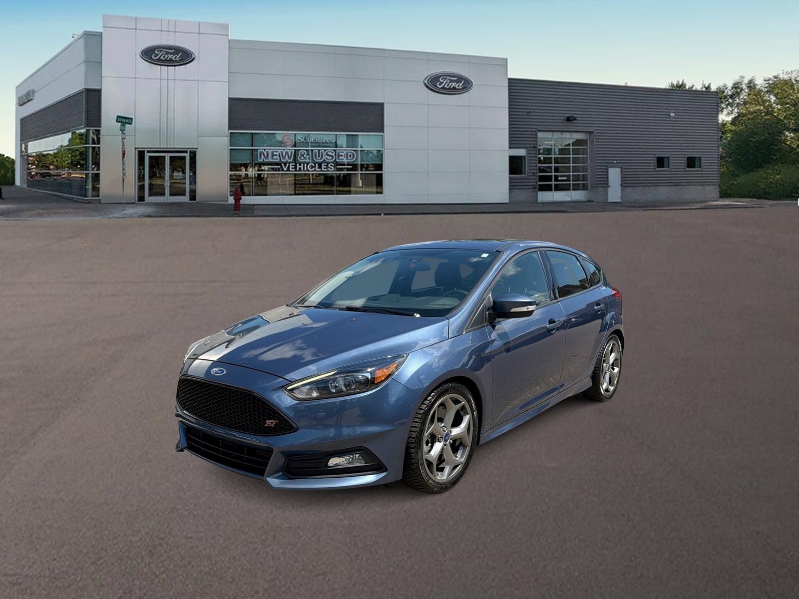 Used 2018 Ford Focus ST w/ Equipment Group 401A FWD image 5
