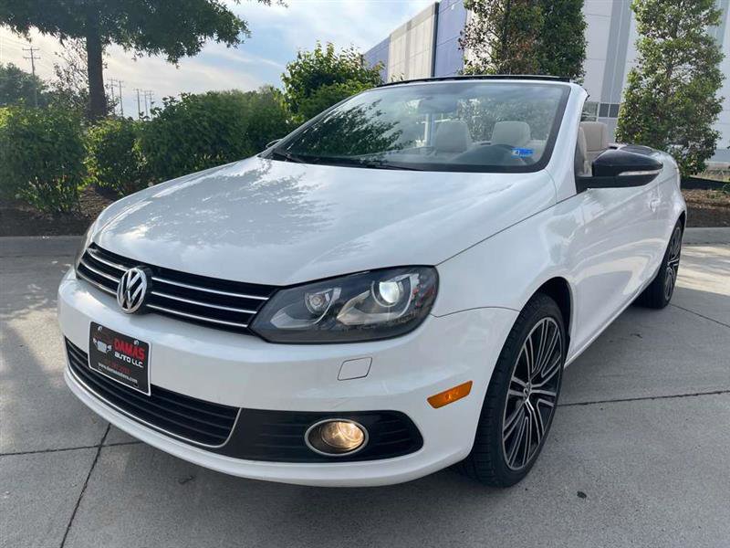 Used 2014 Volkswagen Eos FWD image 4