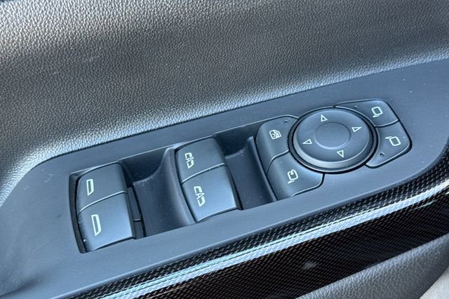Used 2023 GMC Acadia AT4 w/ Technology Package AWD/4WD image 12