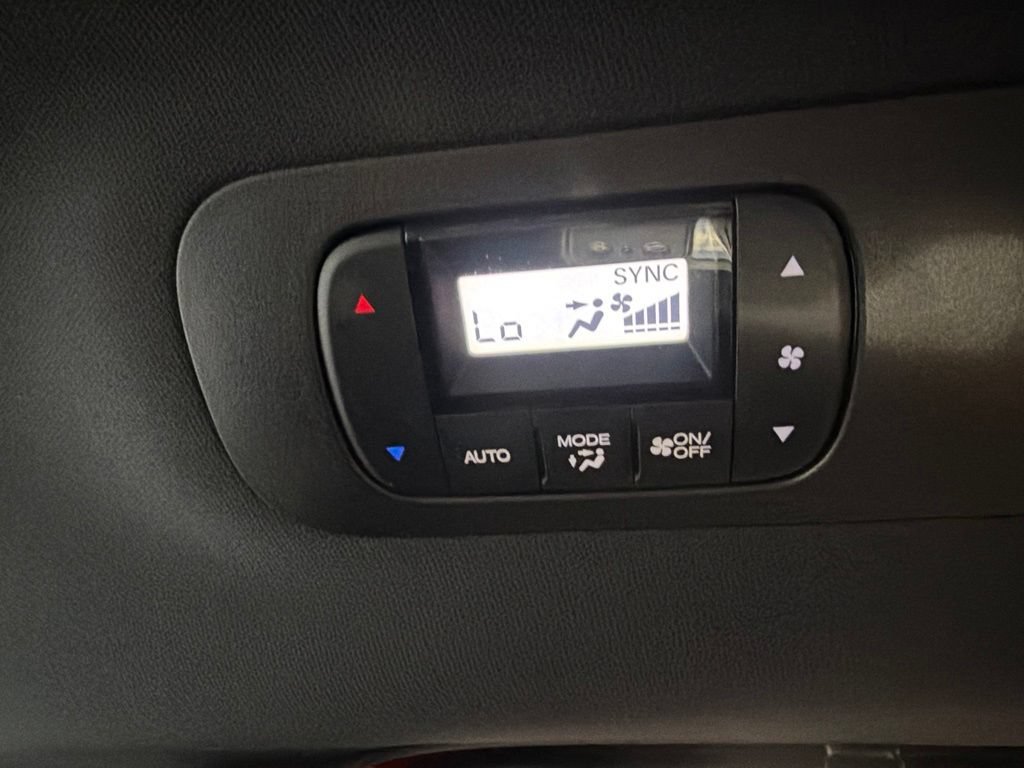 Used 2025 Honda Odyssey Sport-L image 38