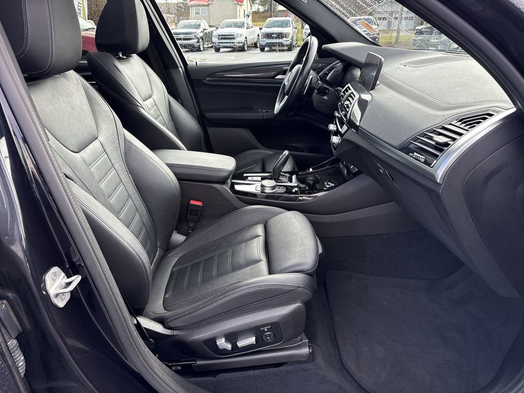 Used 2021 BMW X3 M40i w/ Executive Package image 30