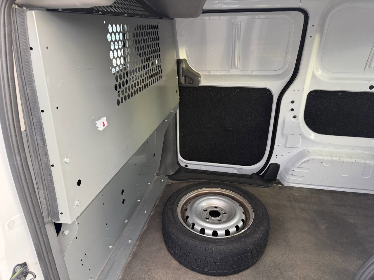 Used 2017 Nissan NV200 S w/ Cruise Control Package image 9